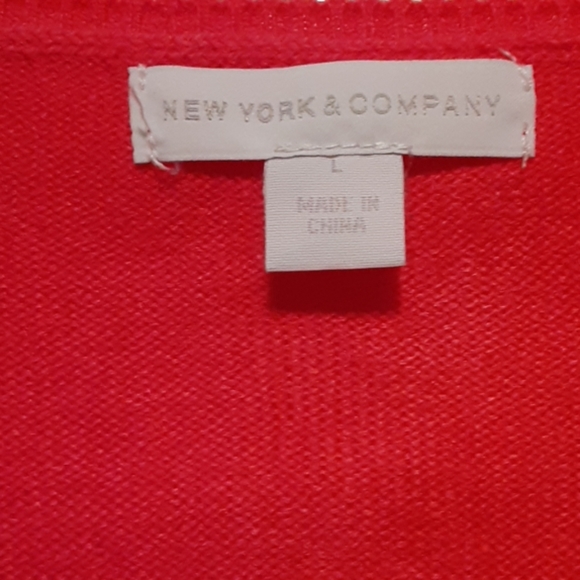 New York & Company v-neck sweater - Picture 5 of 11